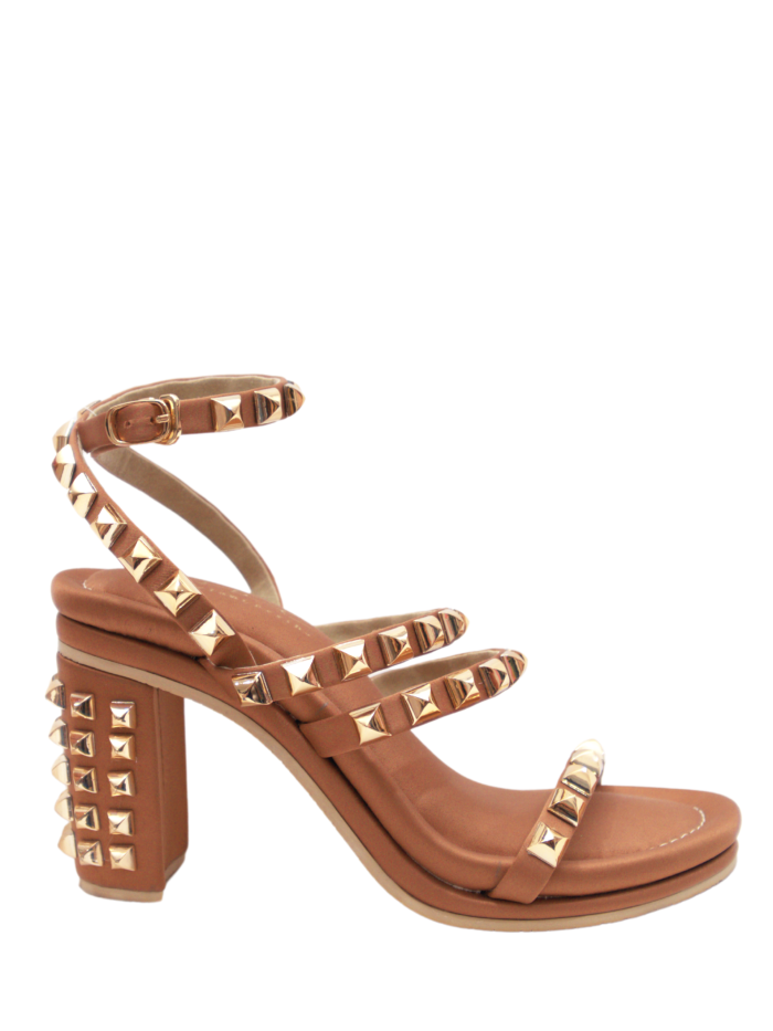 Pierre Esbe X Melaney Ricardo